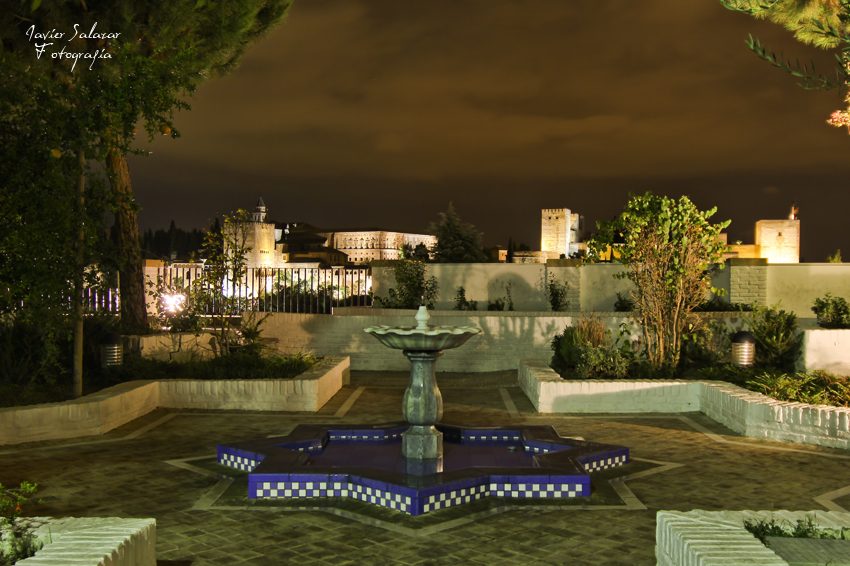 Estrella a los pies de la Alhambra